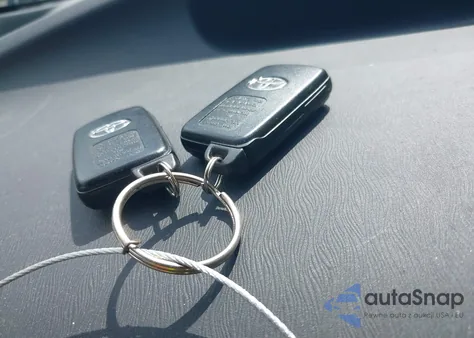 2014 Toyota Prius Four из США, поврежденный, VIN JTDKN3DUXE0366824